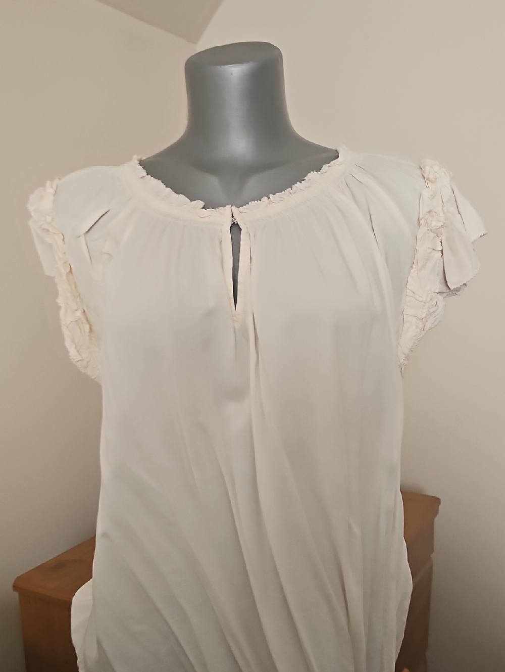 Old Navy Soft Ivory Ruffle Sleeve Keyhole Blouse
